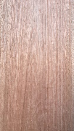 Madera fina "Eucalipto".