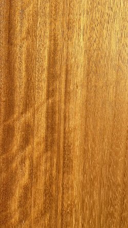 Madera fina exótica "Iroko".